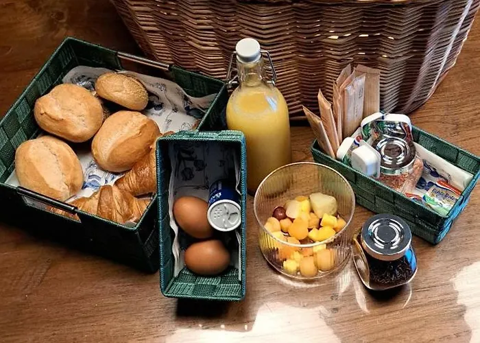 De Blauwe Melkbus 3*